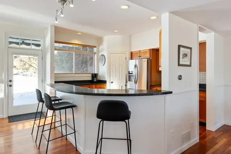 237 Park Road South Burlington VT 05403