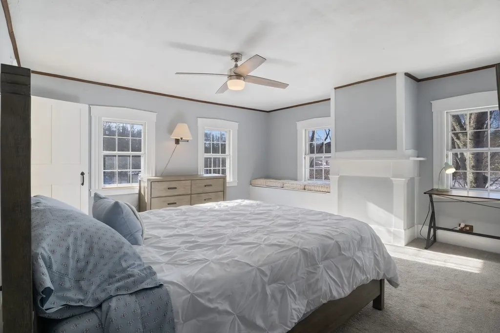 109 Scribner Road Fremont NH 03044