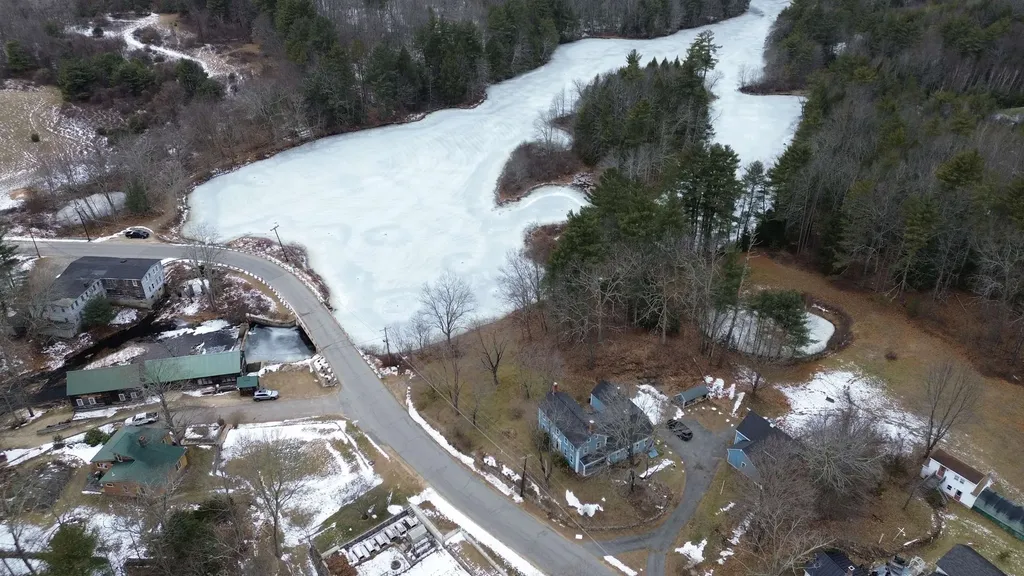 109 Scribner Road Fremont NH 03044