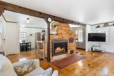 109 Scribner Road Fremont NH 03044