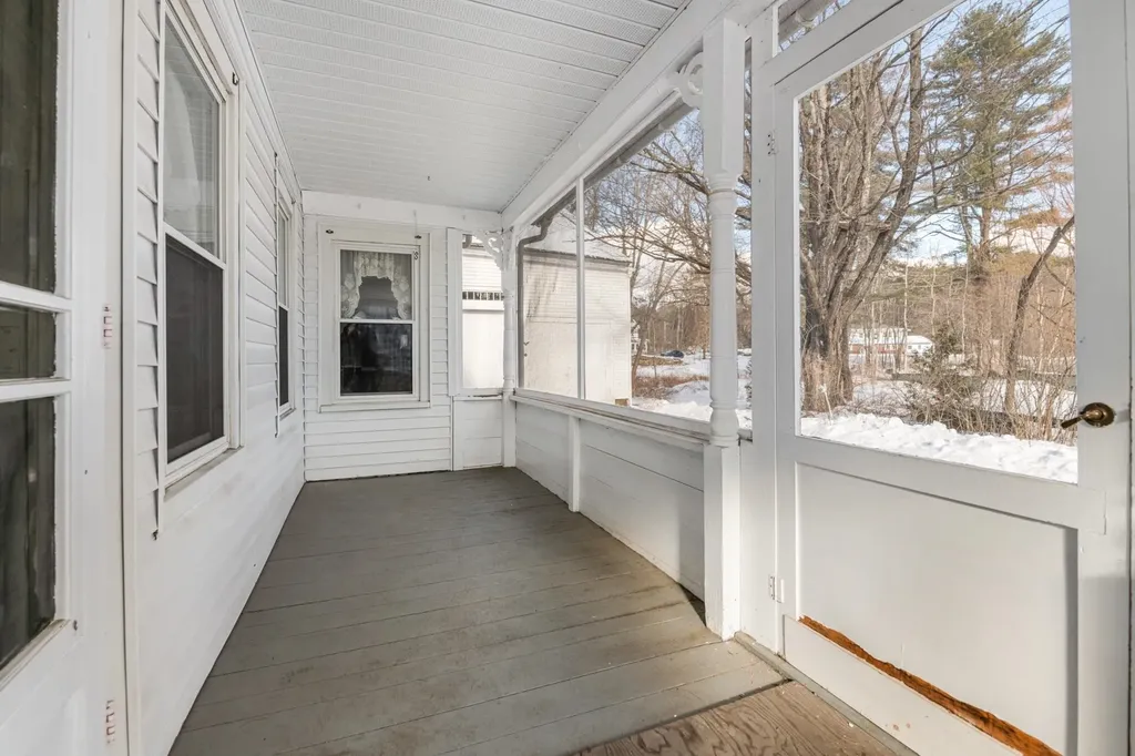 6 Kirtland Street Warner NH 03278