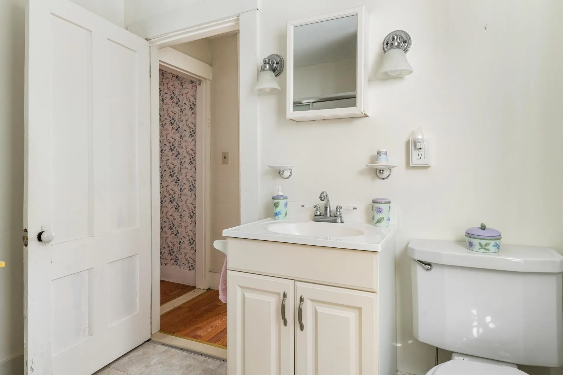 6 Kirtland Street Warner NH 03278