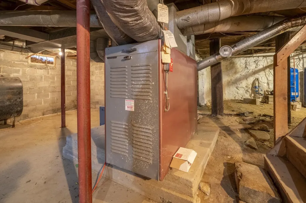 21 Depot Road Chichester NH 03258