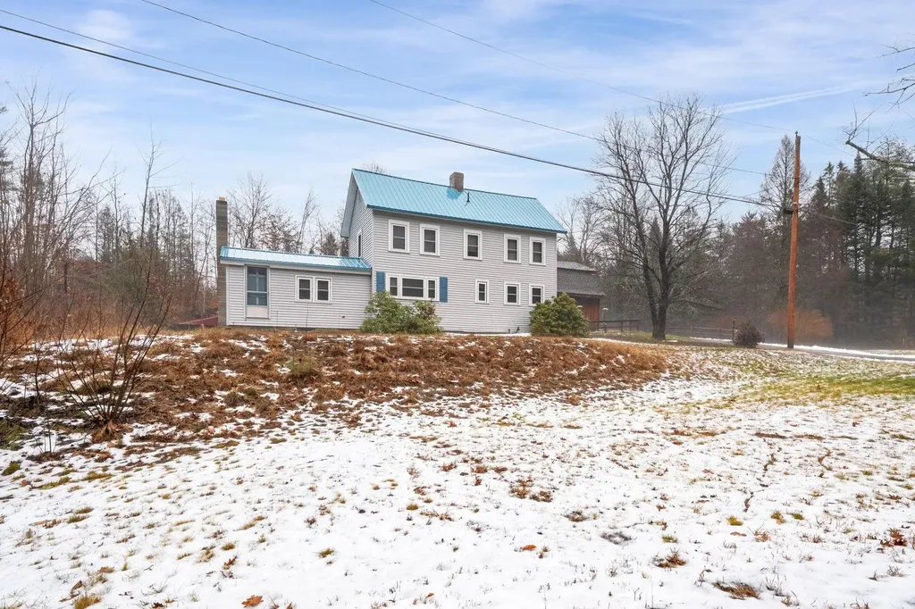 21 Depot Road Chichester NH 03258