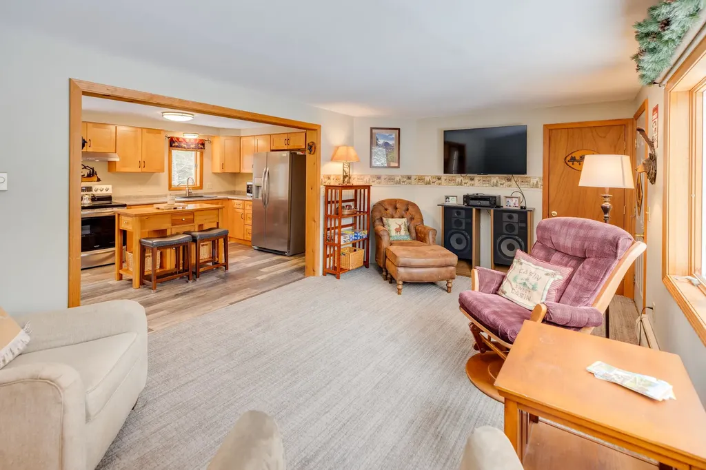 1591 Easton Valley Road Easton NH 03580