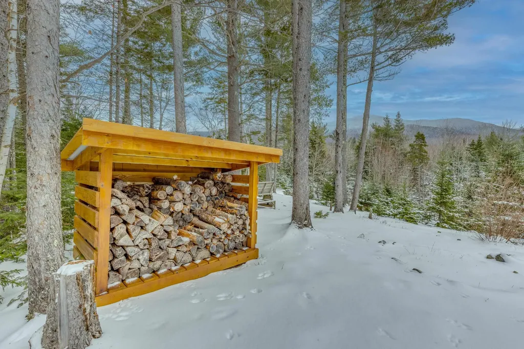 1591 Easton Valley Road Easton NH 03580