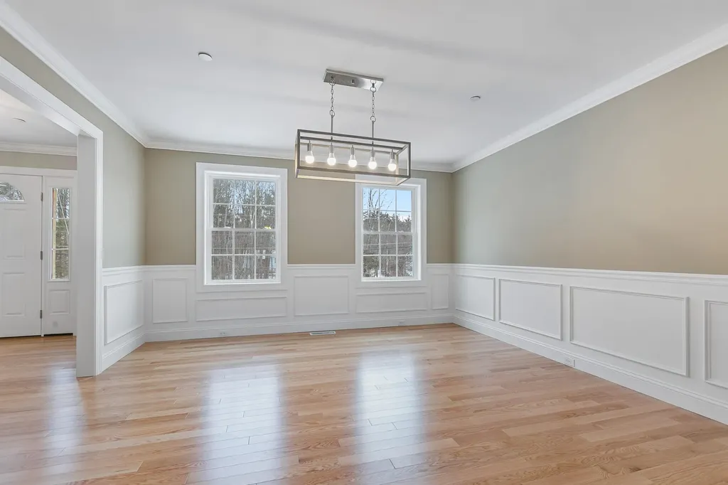 343 Island Pond Road Derry NH 03038