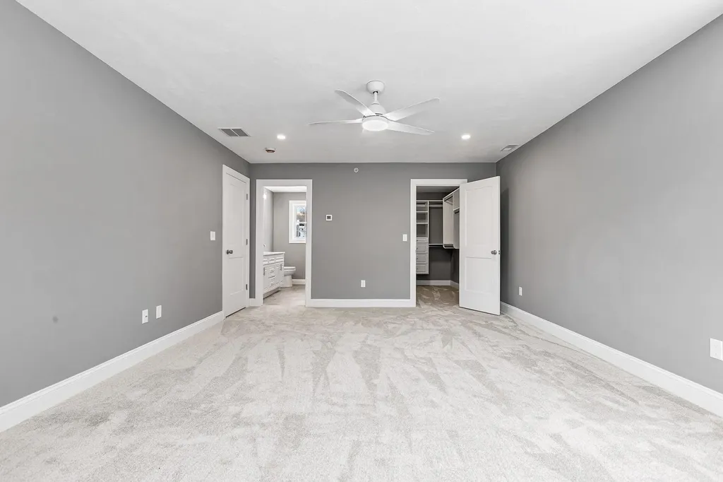 343 Island Pond Road Derry NH 03038