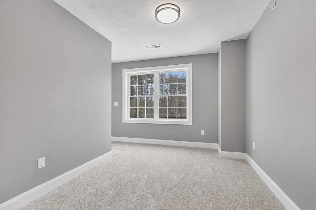 343 Island Pond Road Derry NH 03038