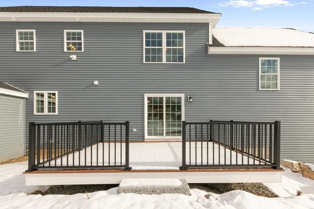 343 Island Pond Road Derry NH 03038