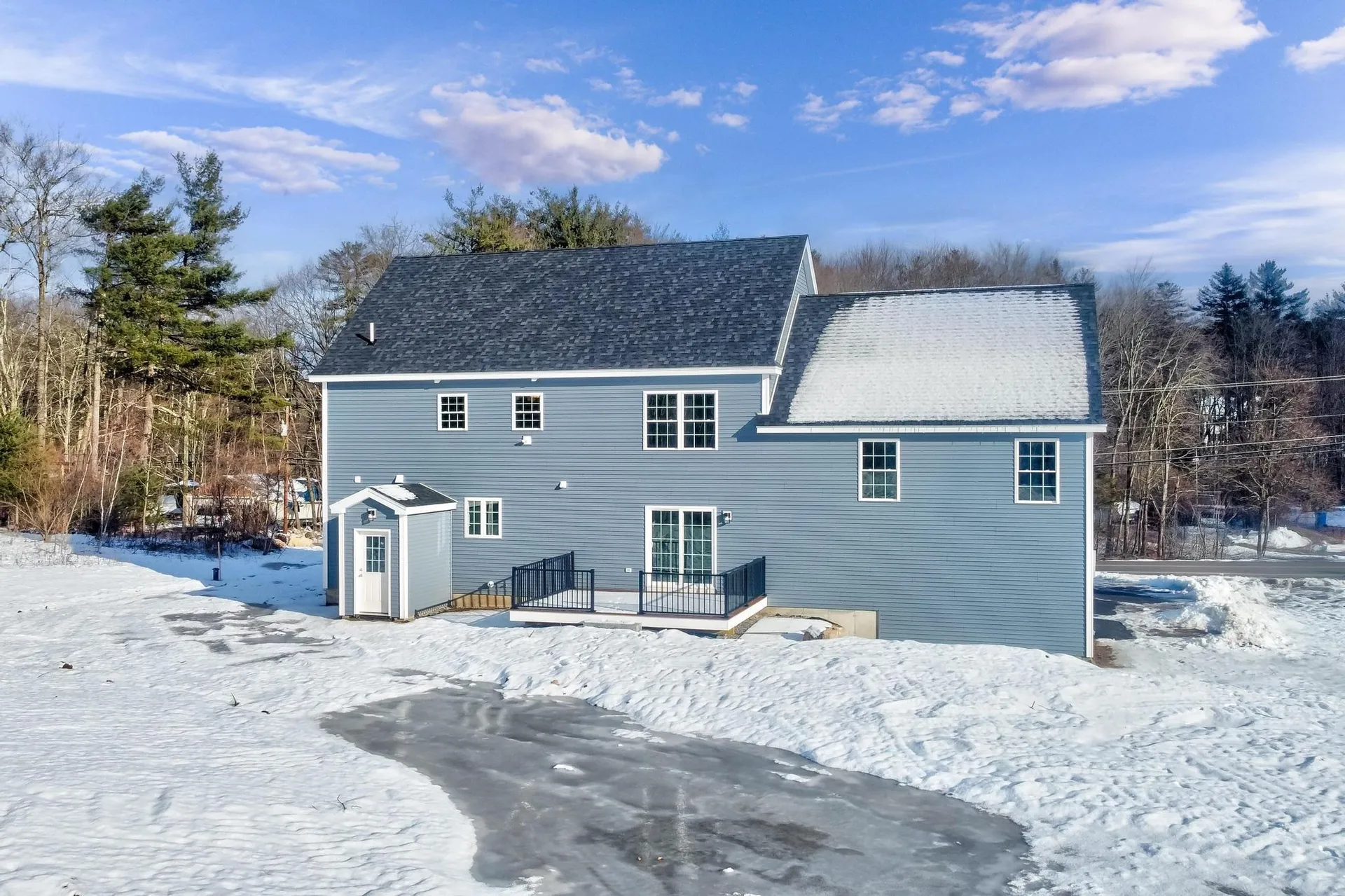 343 Island Pond Road Derry NH 03038