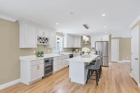 343 Island Pond Road Derry NH 03038