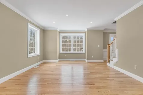 343 Island Pond Road Derry NH 03038