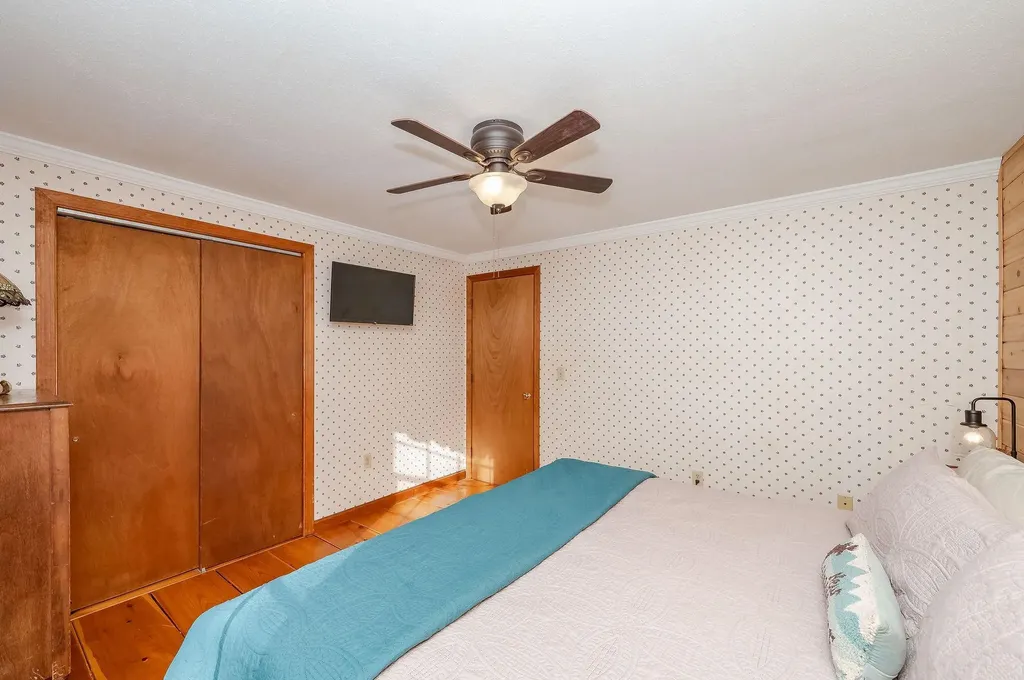 119 Scrabble Road Brentwood NH 03833