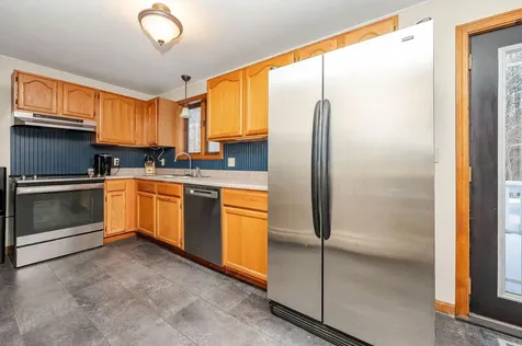 119 Scrabble Road Brentwood NH 03833