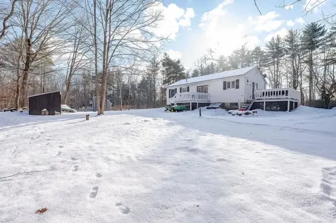 119 Scrabble Road Brentwood NH 03833