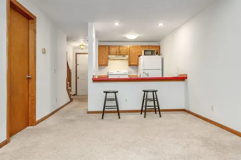 107 Glengarry Drive Stratham NH 03885