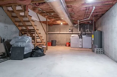 107 Glengarry Drive Stratham NH 03885