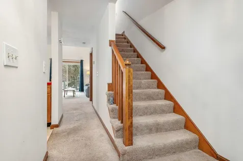 107 Glengarry Drive Stratham NH 03885