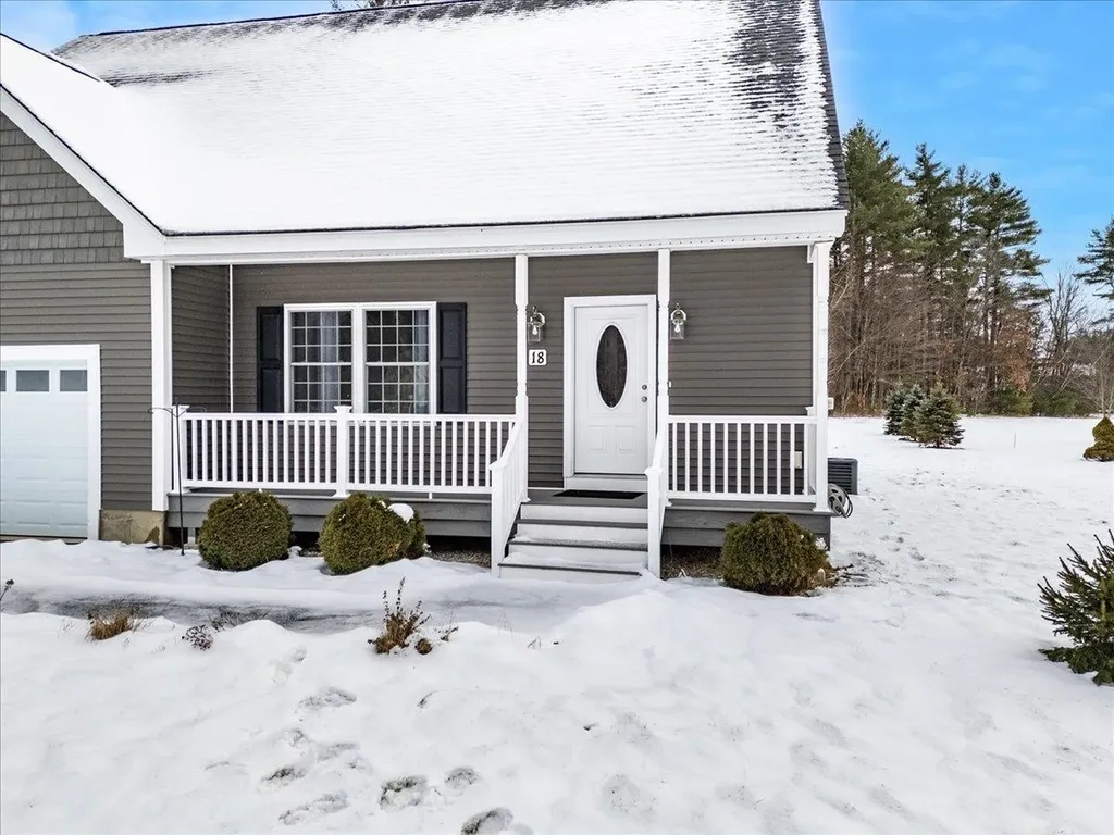 18 Memory Lane Loudon NH 03307
