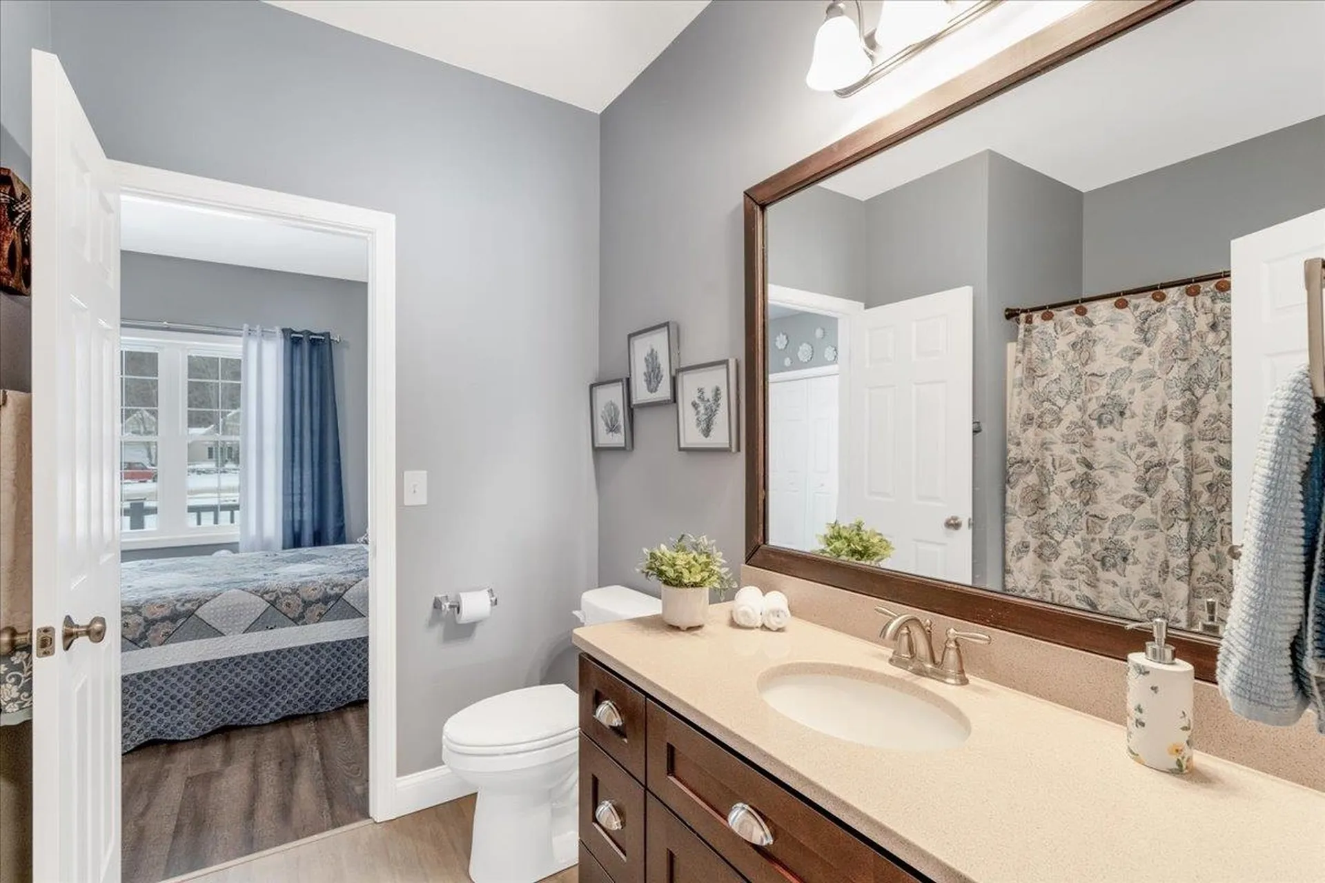 18 Memory Lane Loudon NH 03307