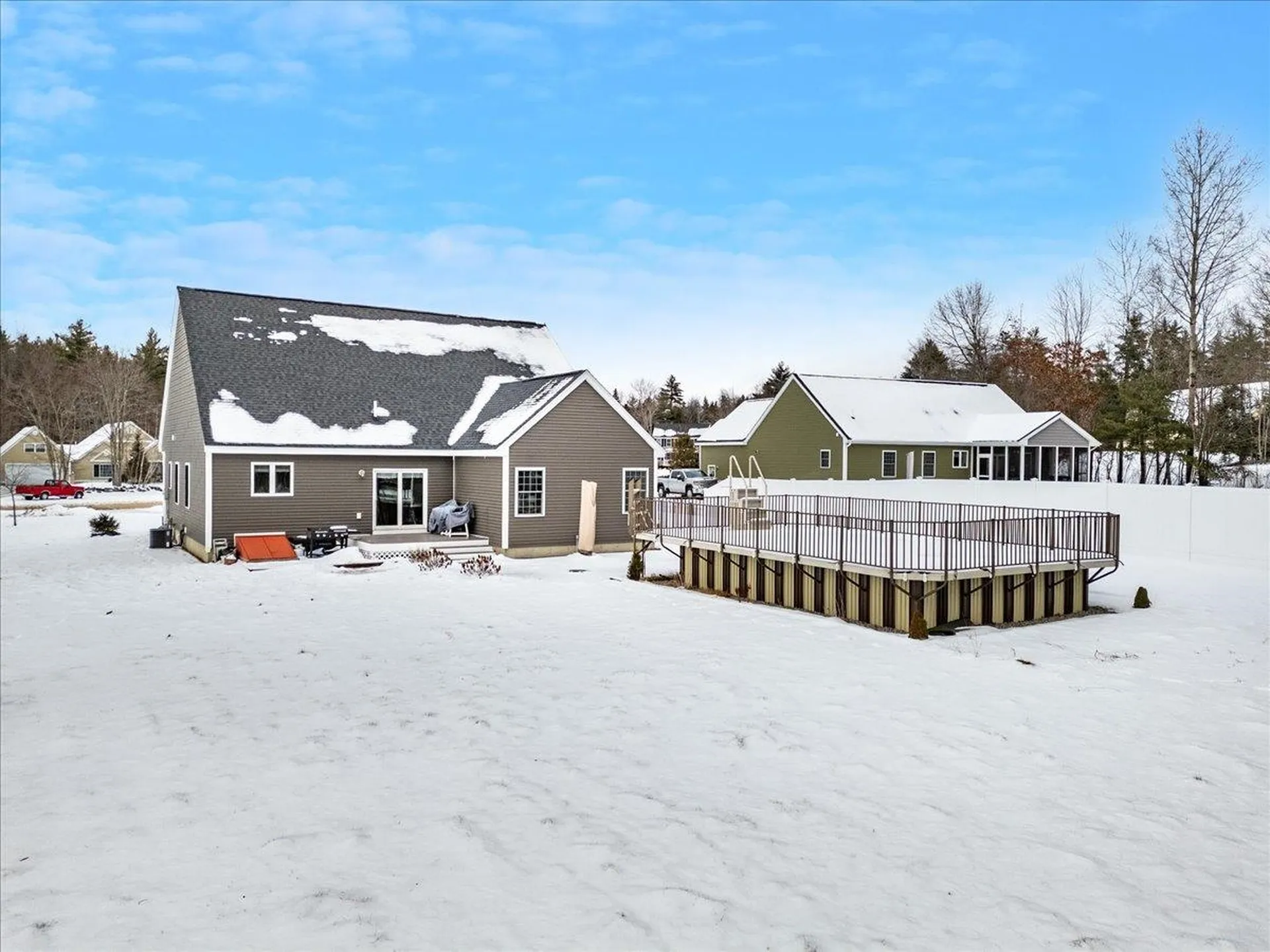 18 Memory Lane Loudon NH 03307