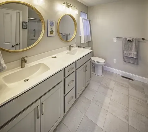 16B Lunas Avenue Epping NH 03042