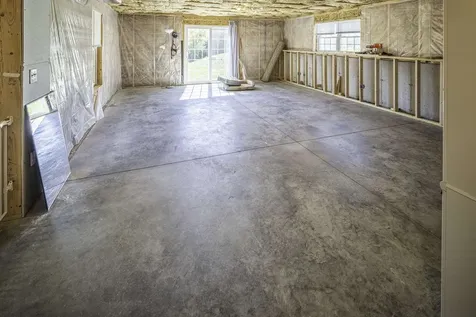 16B Lunas Avenue Epping NH 03042