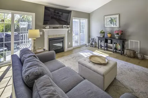 16B Lunas Avenue Epping NH 03042