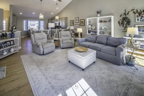 16B Lunas Avenue Epping NH 03042