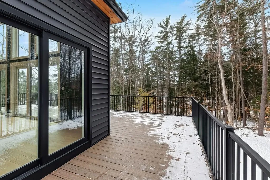 2 Jordan Way Tuftonboro NH 03816