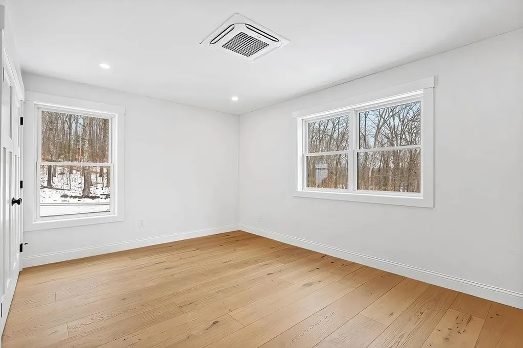 2 Jordan Way Tuftonboro NH 03816