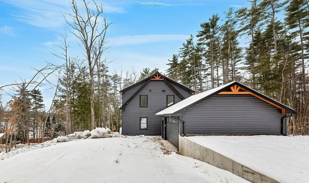 2 Jordan Way Tuftonboro NH 03816