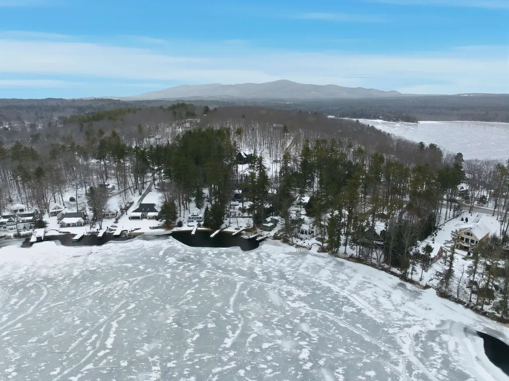 2 Jordan Way Tuftonboro NH 03816