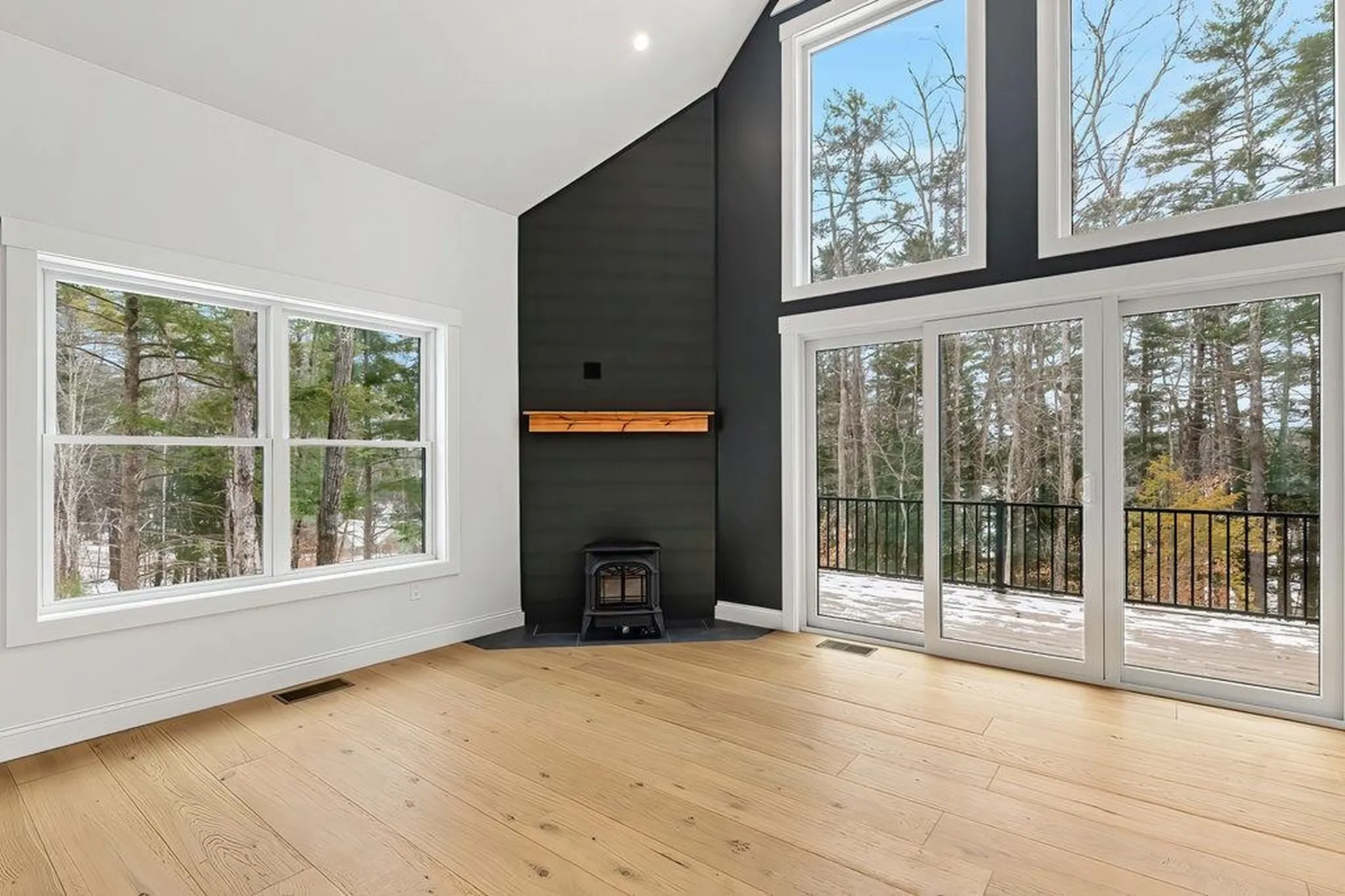 2 Jordan Way Tuftonboro NH 03816