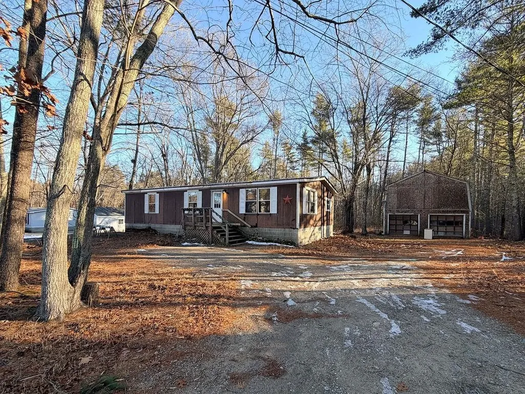 7 Langs Lane Newmarket NH 03857