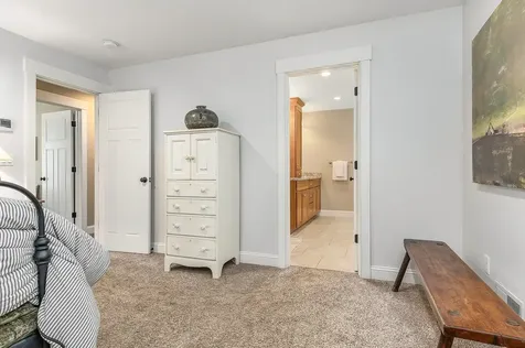 24 Drinkwater Road Exeter NH 03833