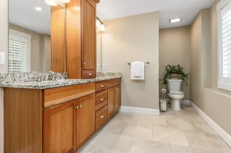 24 Drinkwater Road Exeter NH 03833