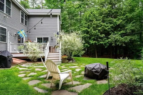 24 Drinkwater Road Exeter NH 03833