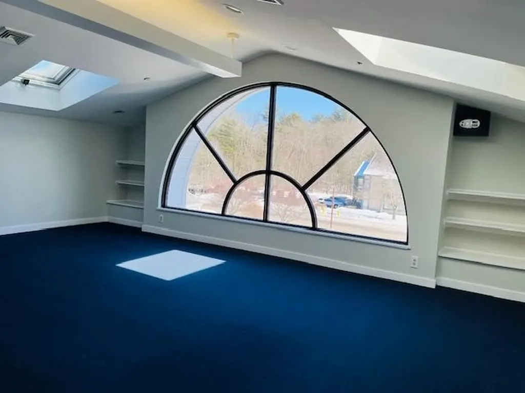 90 Stiles Road Salem NH 03079