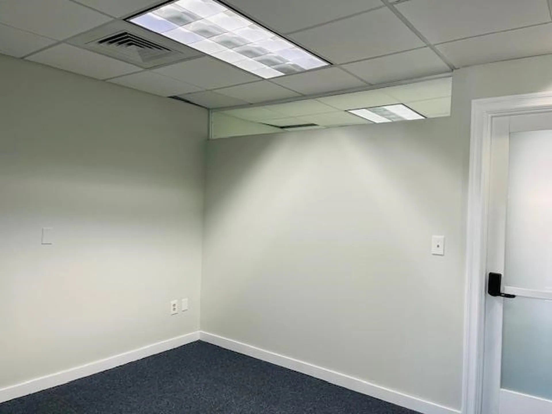 90 Stiles Road Salem NH 03079