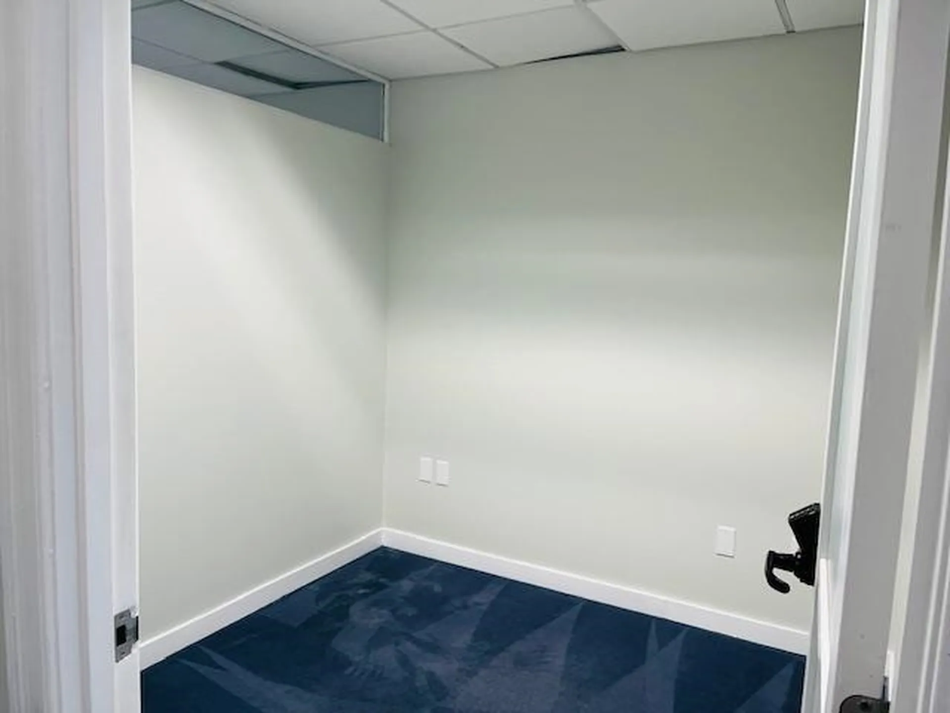 90 Stiles Road Salem NH 03079