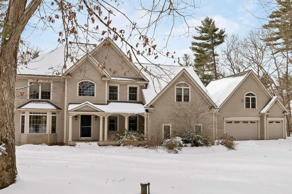 2 Caverno Drive Lee NH 03861