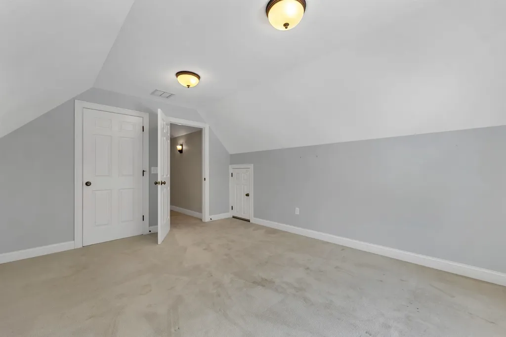 2 Caverno Drive Lee NH 03861