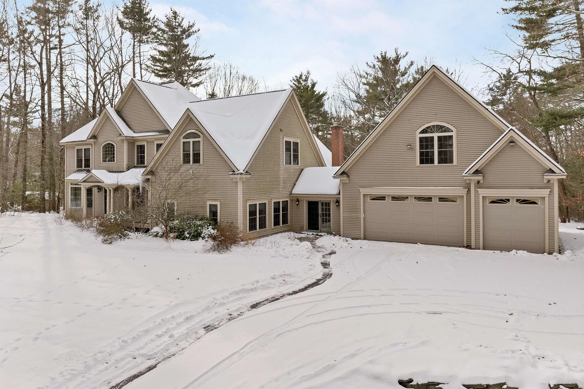 2 Caverno Drive Lee NH 03861