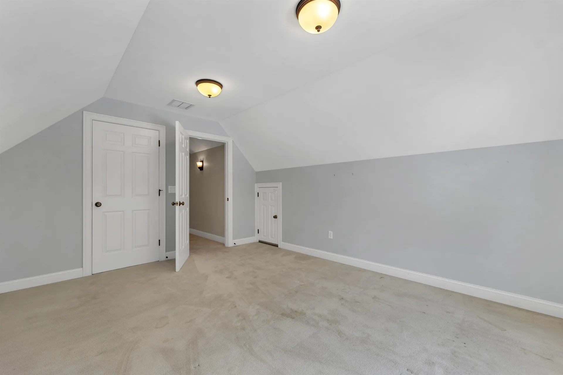 2 Caverno Drive Lee NH 03861