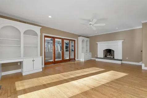 2 Caverno Drive Lee NH 03861