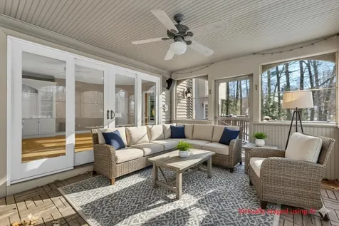 2 Caverno Drive Lee NH 03861