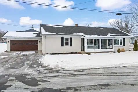 2 Haig Street Goffstown NH 03045