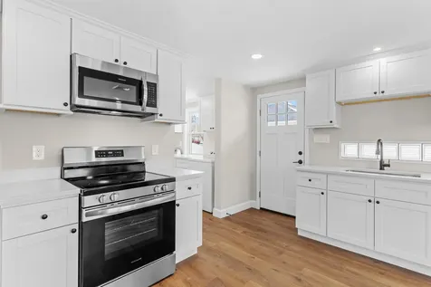 2 Haig Street Goffstown NH 03045